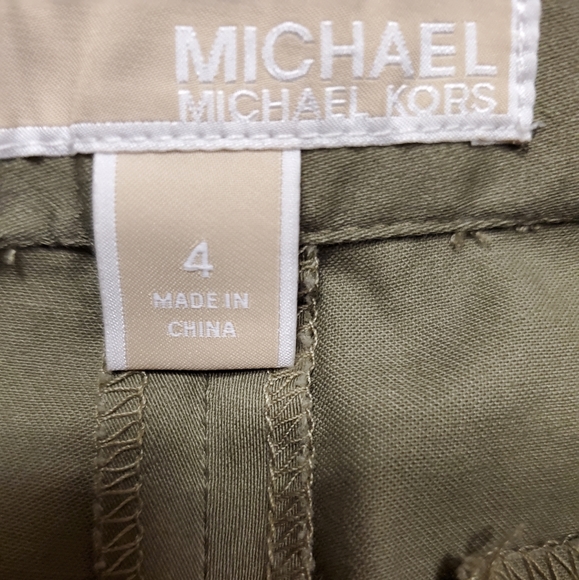2/$20 Michael Kors cropped pants olive size 4 - Picture 9 of 9